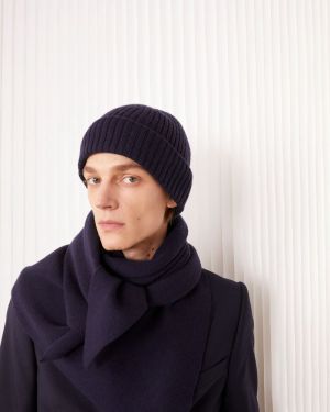 DARK NAVY