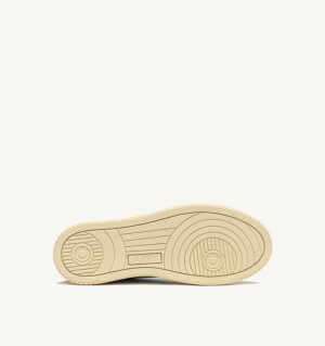  SOFLEA/SUE WHT/